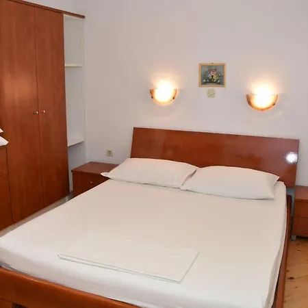 Maksan Auf Der Ersten Etage *