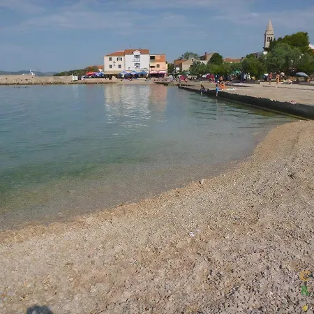 Maksan Auf Der Ersten Etage * Pakostane